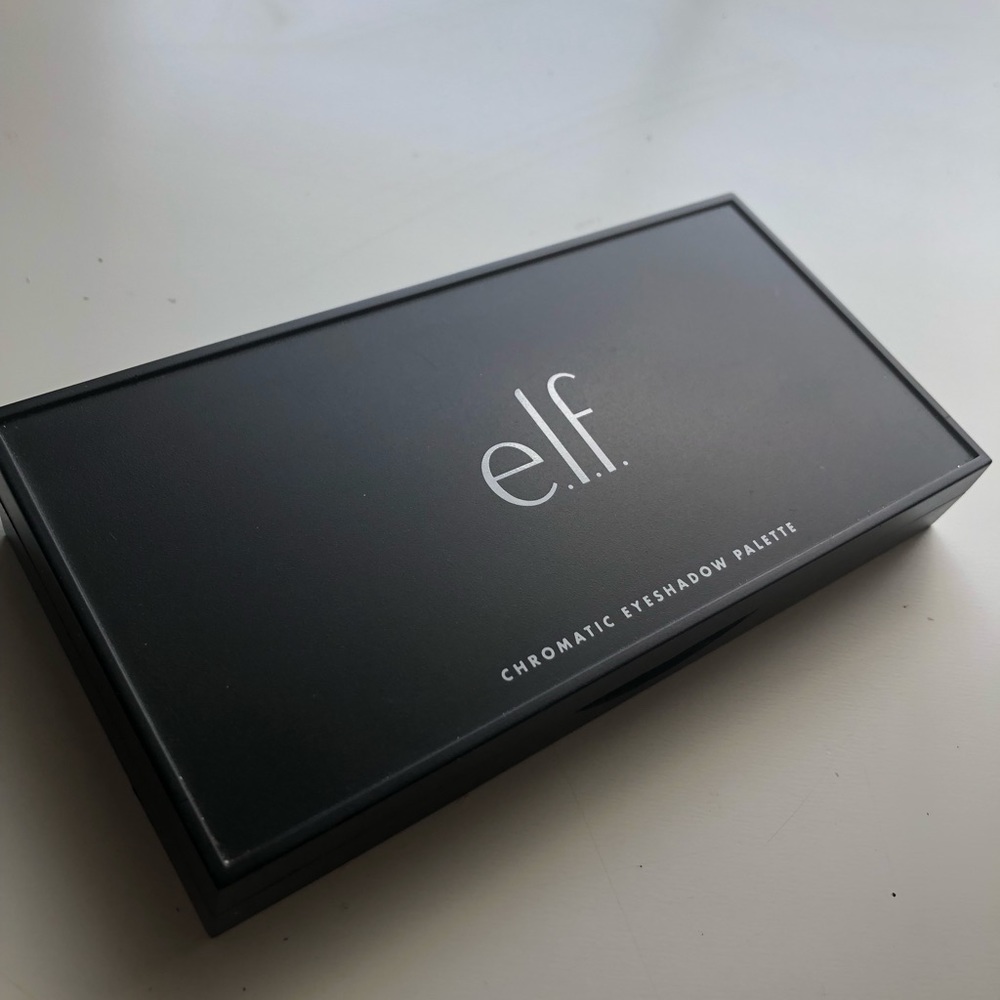 Chromatic eyeshadow palette